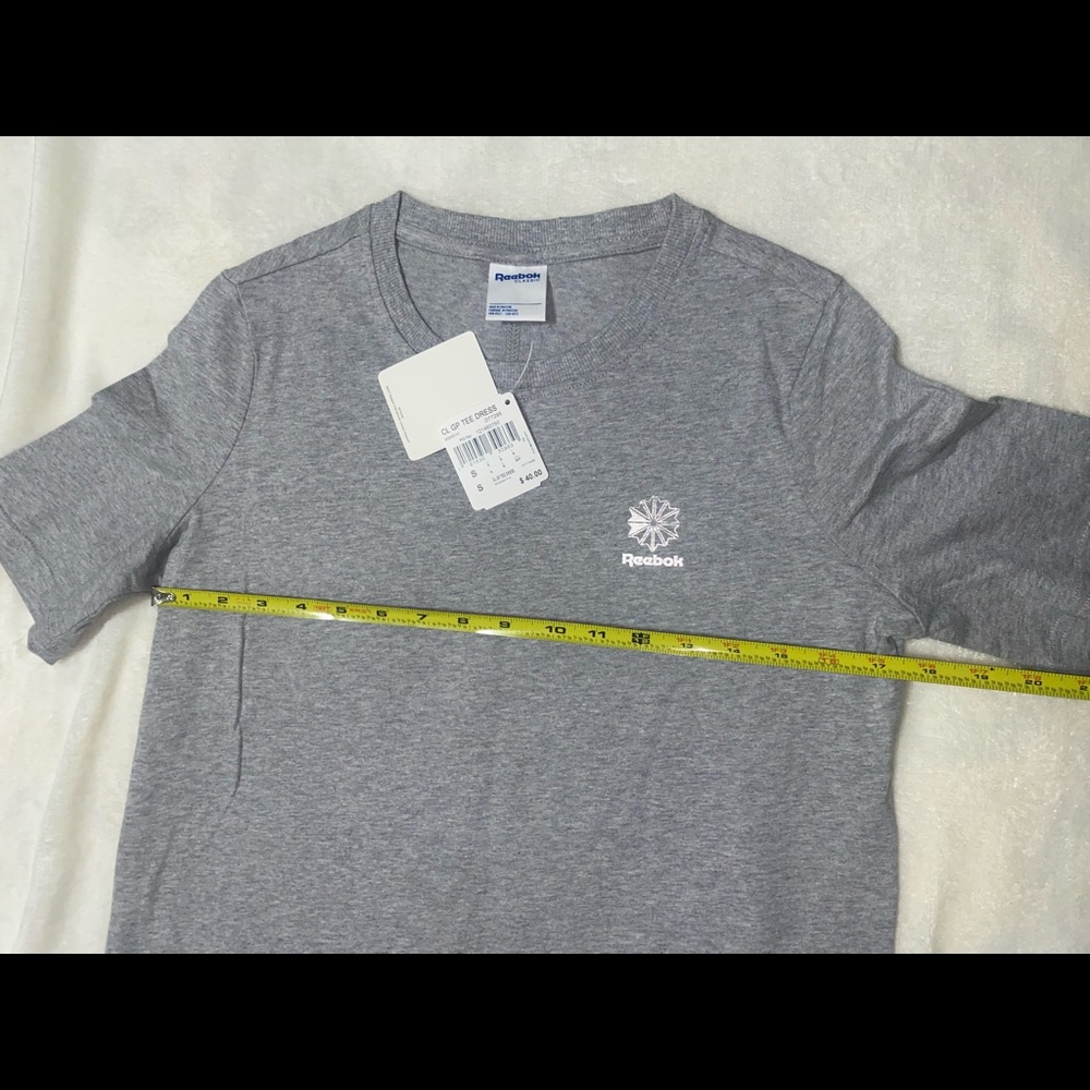 🛍 Reebok shirt dress box fit